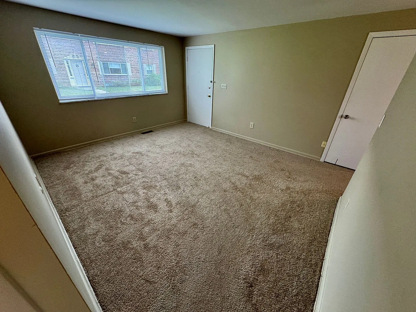 4944-4958 Arbor Village Drive — Photo 4