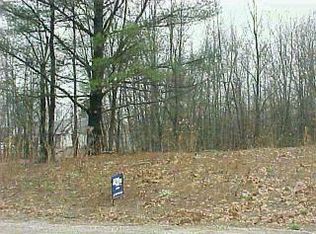 Hyde Park Rd, Muskegon, MI 49445