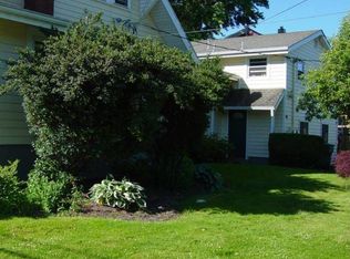 316 Park St, Silverton, OR 97381