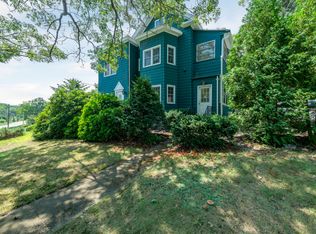 25 Greenville Rd, North Smithfield, RI 02896