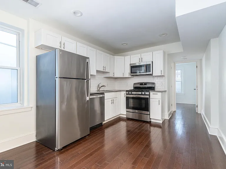 2238 Ellsworth St #2 — Photo 5