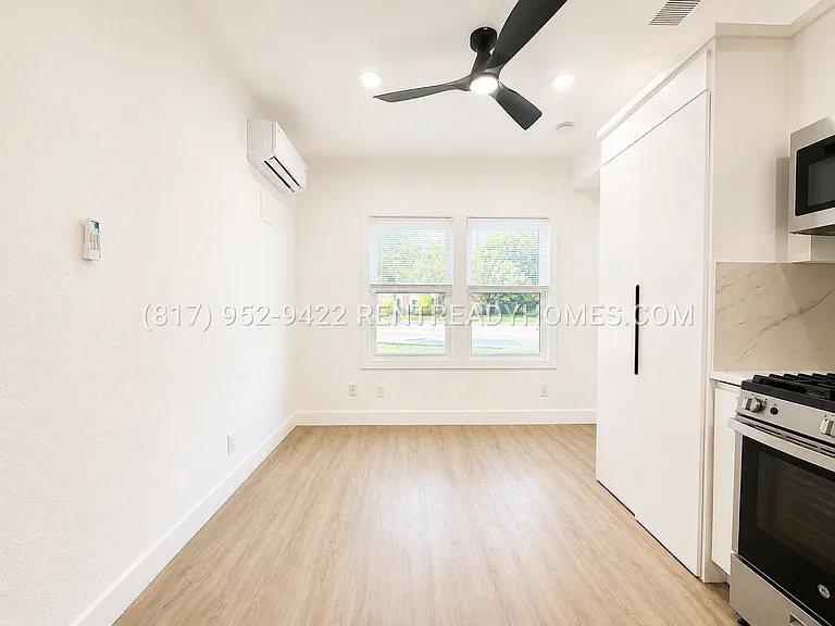 104 S. Windomere Ave. — Photo 2
