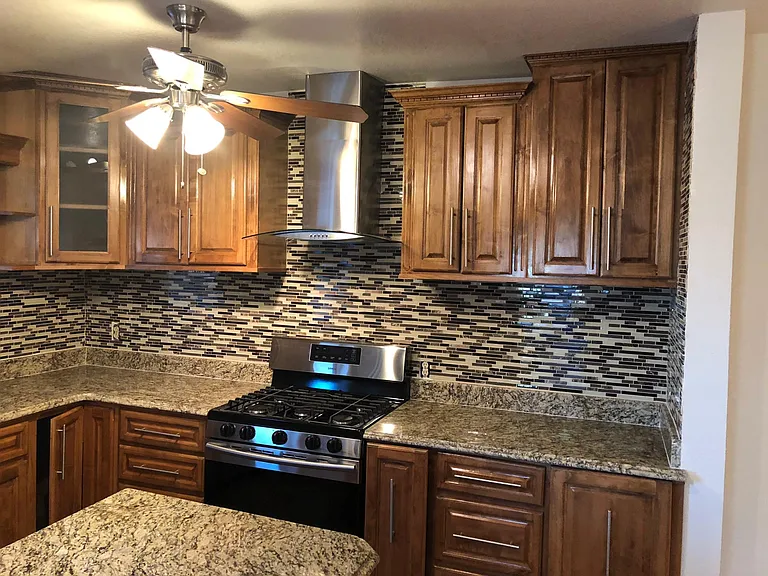 1116 E California Ave — Photo 1