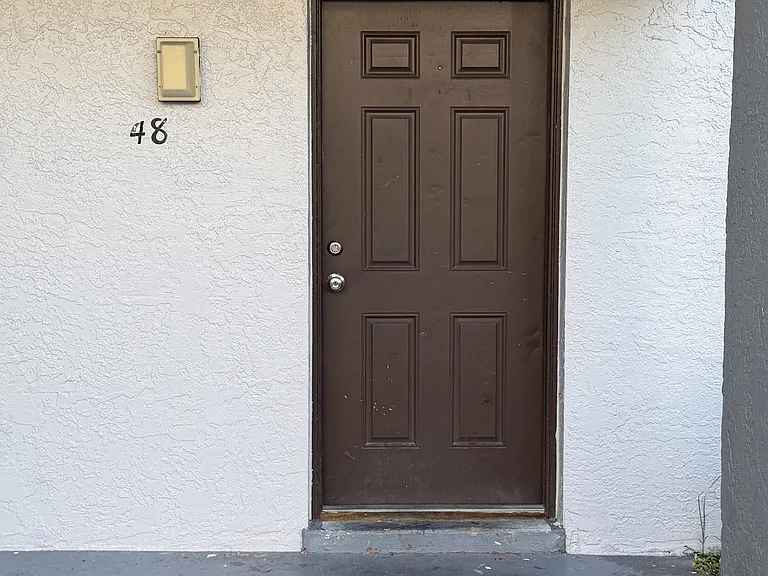 4212 Desoto Ave — Photo 20
