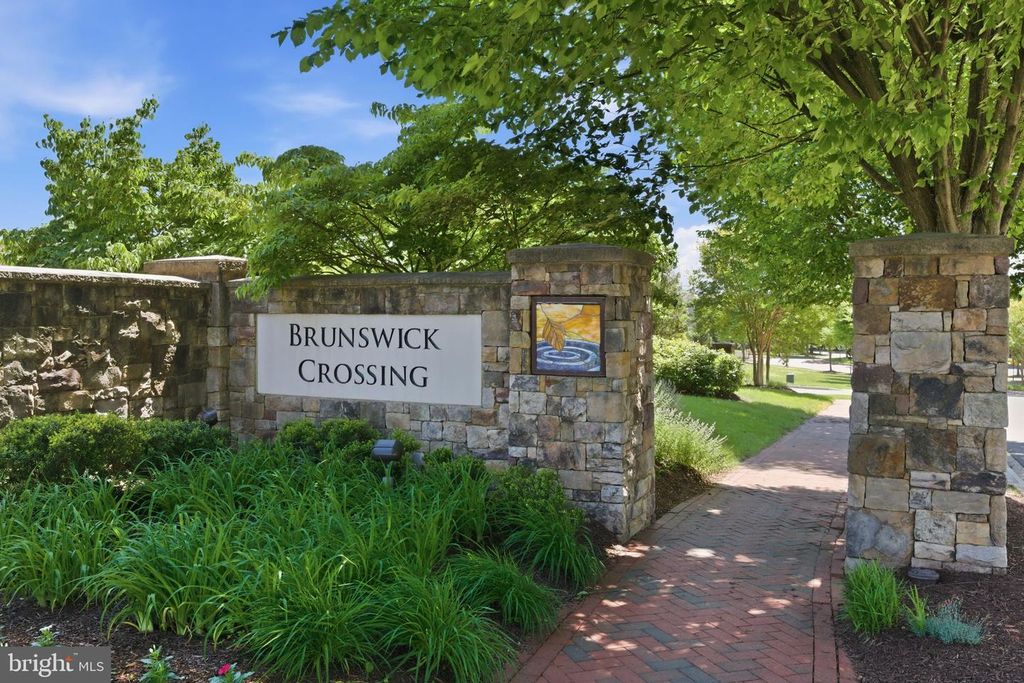 1205 Volunteer Dr, Brunswick, MD - View 4