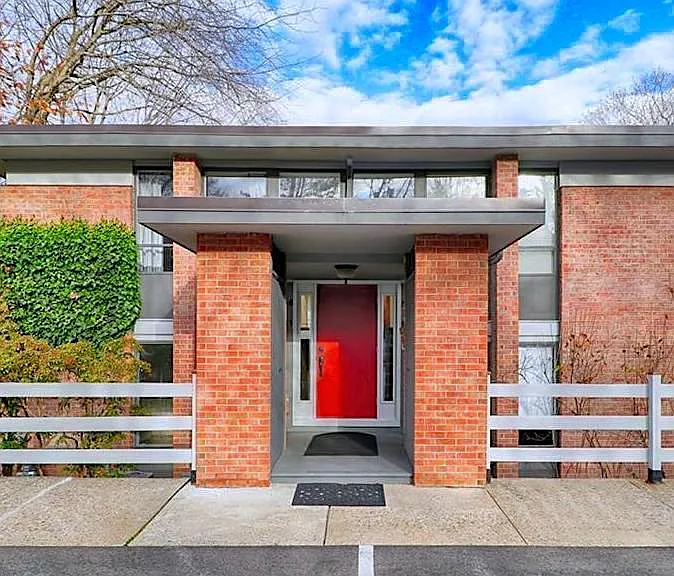Unit Entrance