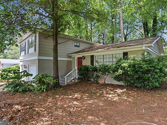 3rd image of 2296 Aurie Dr