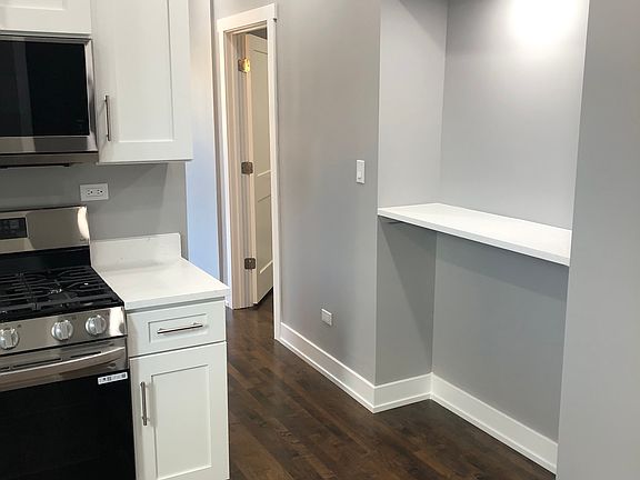 4th image of 4157 S Albany Ave #1