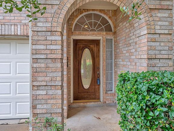 5th image of 3803 Flatwood Dr