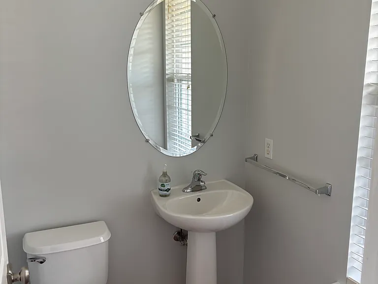 173 Westbrook Dr — Photo 3