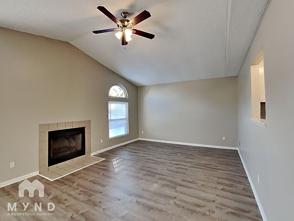 4th image of 3564 Haywood Ct