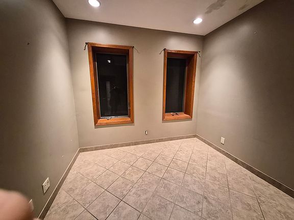 2nd image of 7420 20th Ave #2