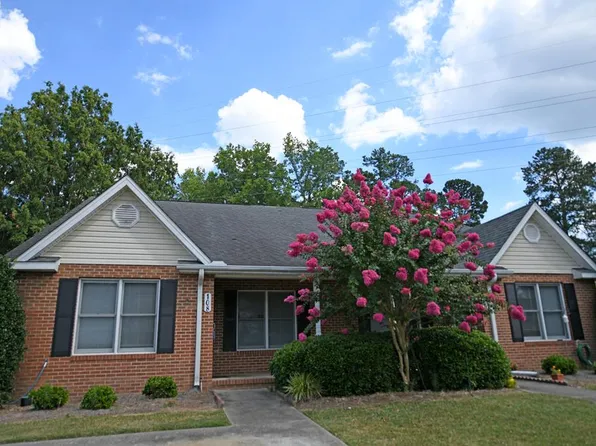 108 Timberwood Rd, Greenwood, SC 29646