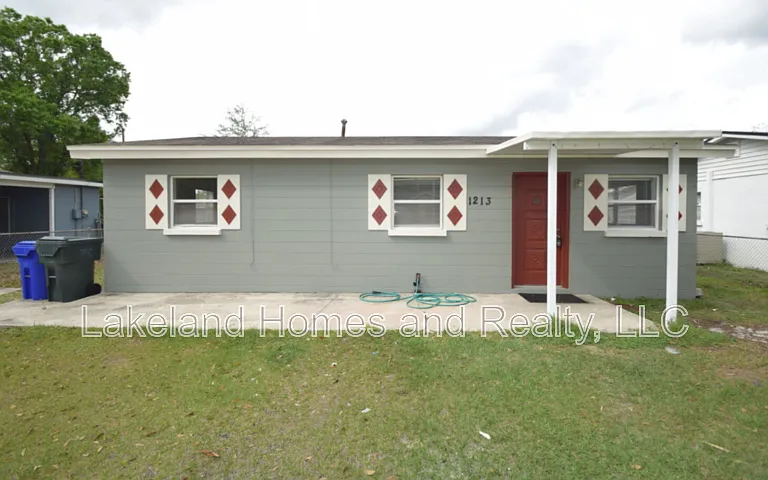 1213 W Patterson St — Photo 1