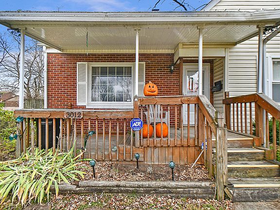 4th image of 3012 Dresden St