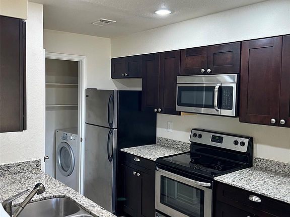 4th image of 6000 Shepherd Mountain Cv Unit 1302
