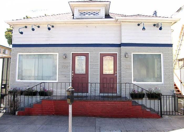 1st image of 122 E San Salvador St