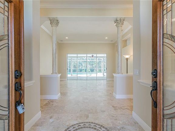 3rd image of 12014 Marblehead Drive Tampa
