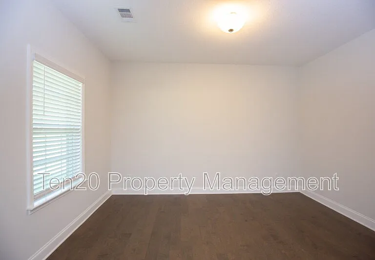 7794 Garrett Rd — Photo 5