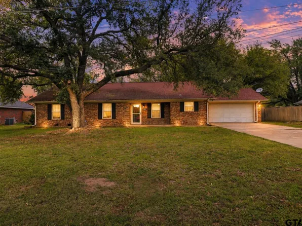 203 Nelson, Rusk, TX 75785