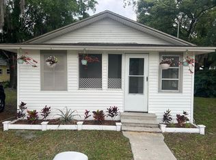 1703 W Granfield Ave, Plant City, FL 33563