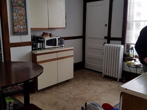 4th image of 1544 N La Salle Dr APT 201