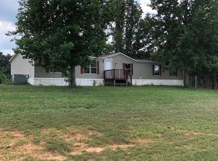 3325 Fork Creek Ln, Claremont, NC 28610