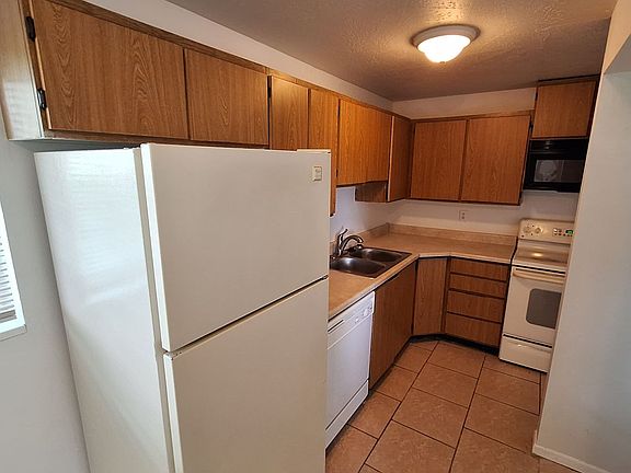 5th image of 4642 S Arlington Park Dr APT 1