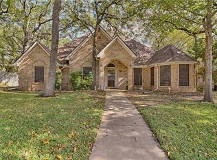 3819 Sounder Dr, Arlington, TX 76001