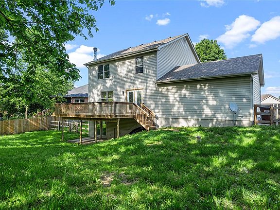 2nd image of 5539 Dorothy Ct