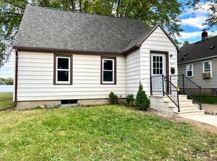 1220 N Prairie Ave, Fairmont, MN 56031