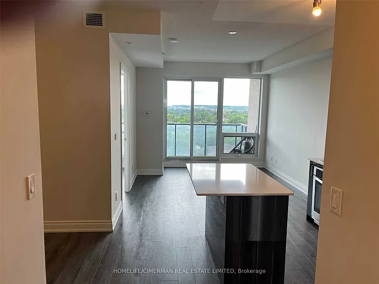 9088 Yonge St #901A — Photo 16