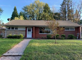 4117 Buckingham Dr, Rockford, IL 61107