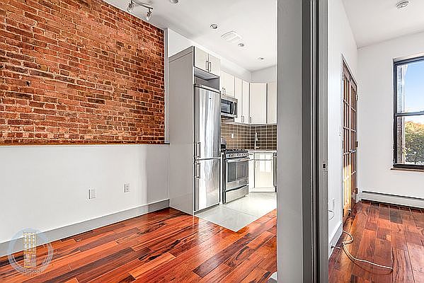 1st image of 100 Edgecombe Ave APT 3R