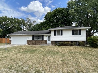 412 Weathering Dr, Mahomet, IL, 61853