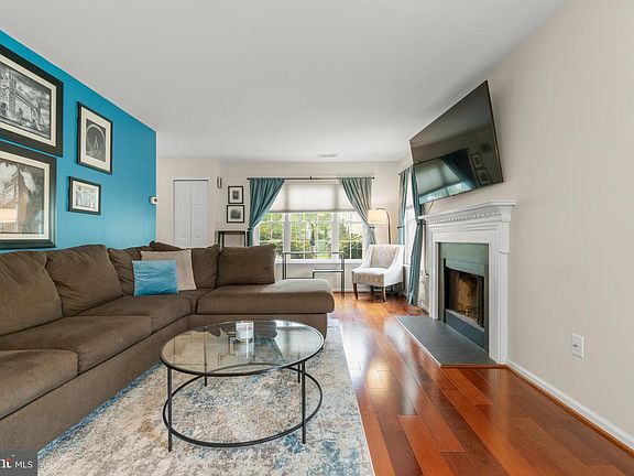 5th image of 4401 Vesper Cir