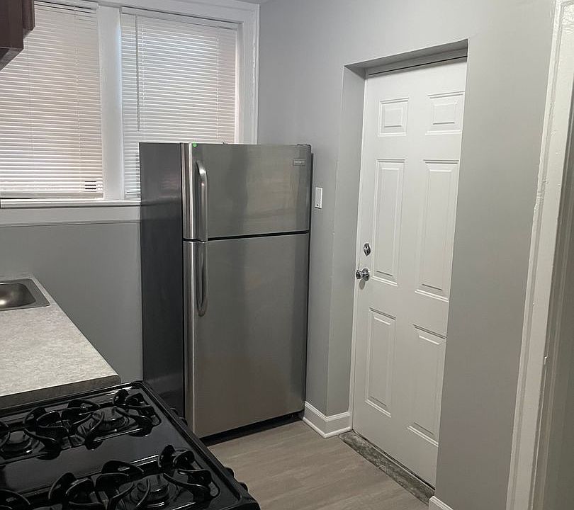 1st image of 7749-59 S Yates Blvd #7749-3A