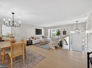 1603 Woodview Ct, Crofton, MD 21114