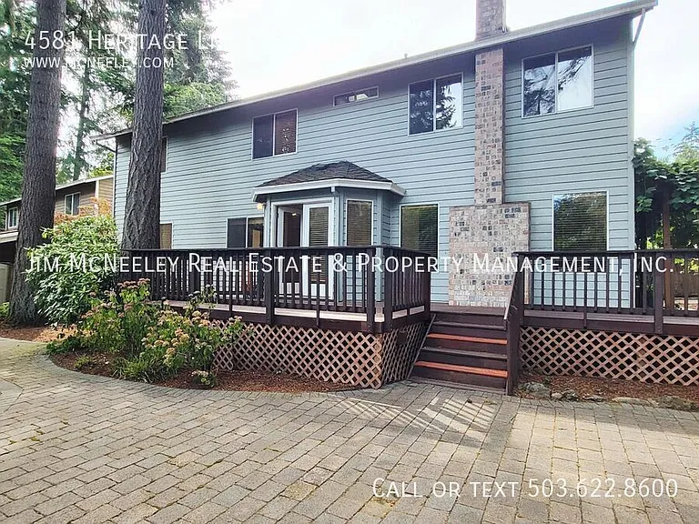 4581 Heritage Ln — Photo 14