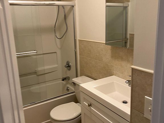 4th image of 554 Oder Ave