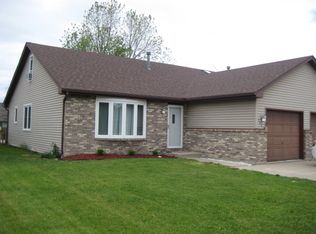 542 Elizabeth Dr, Coal City, IL 60416