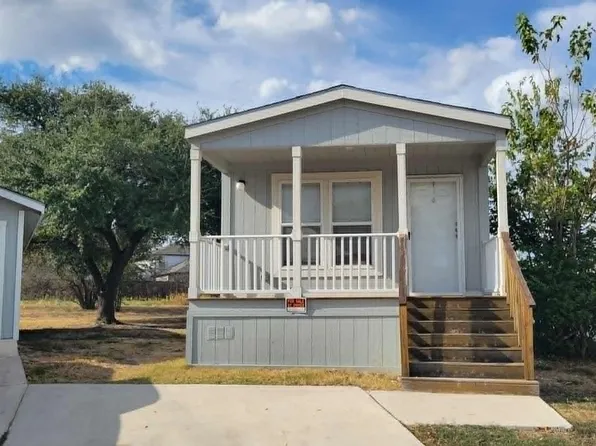 121 Rocky Way, Pflugerville, TX 78660