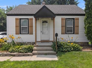 1112 Dalbigne St, Belvidere, IL 61008