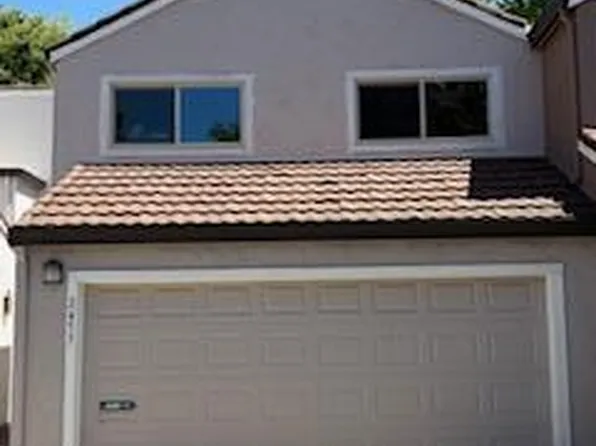 2453 Mosswood Ln, Santa Clara, CA 95051