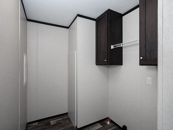 5th image of 315 W Gordon Pike #140