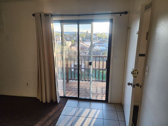 Balcony with mountains view