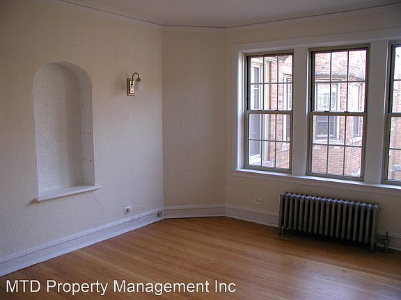 4th image of 1637 1/2 W Fargo Ave APT 1A