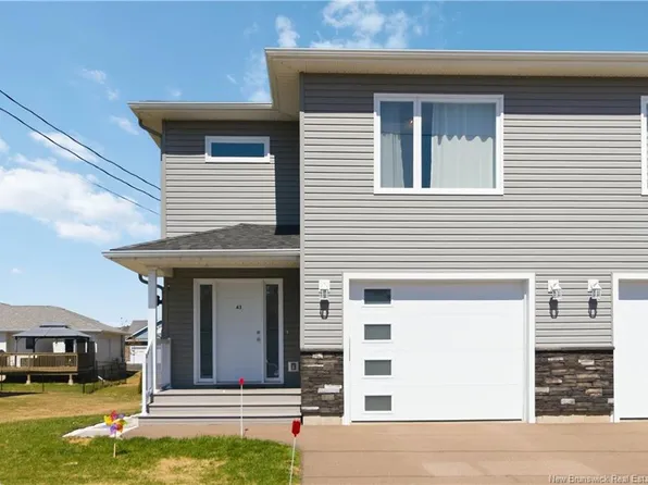 43 Wakefield St, Moncton, NB E1G 0G3