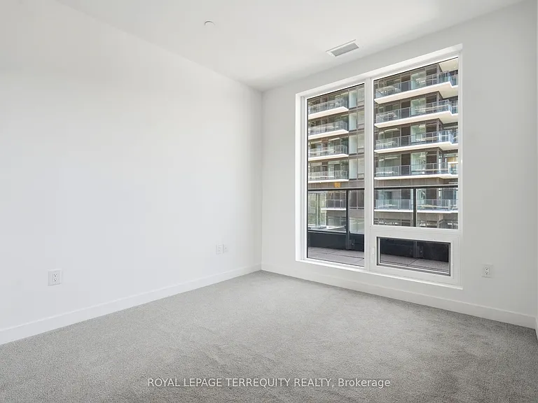 4010 Eglinton Ave W #712 — Photo 22