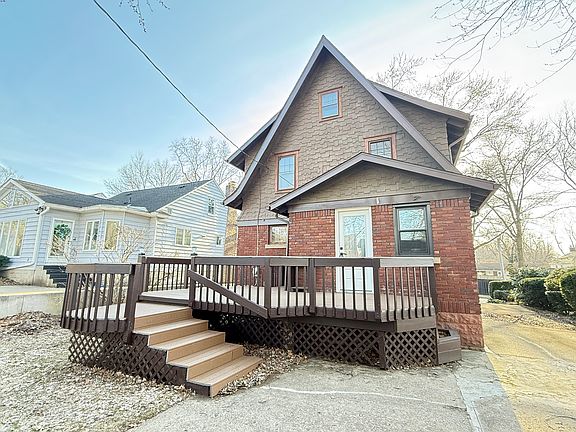 2nd image of 3815 Eliot Rd